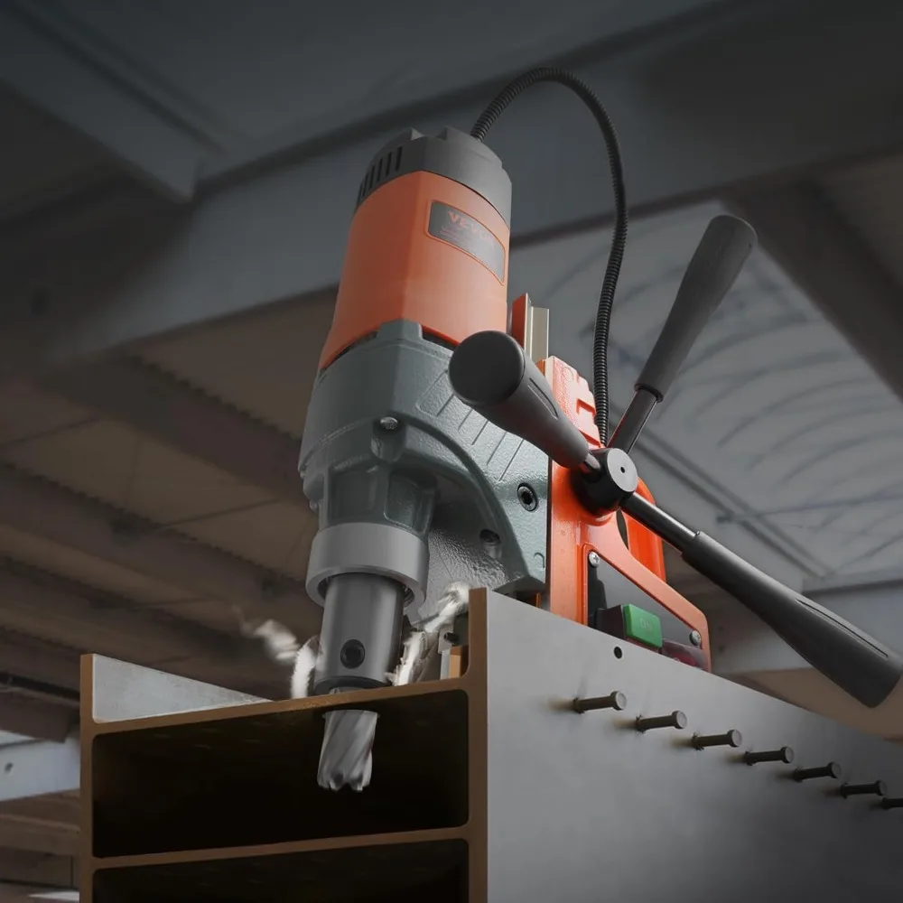 1300W ポータブル磁気ドリルプレス、穴あけ径1.57インチ、出力2922lbf、810 RPM、11ピースドリルビットセット付き