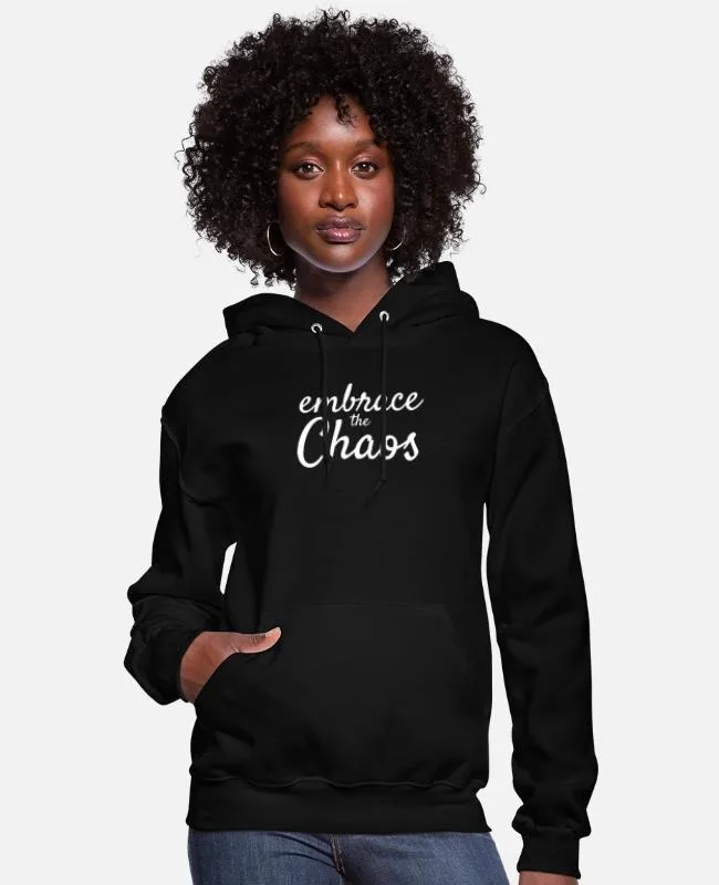 

Хлопковая толстовка с принтом Embrace The Chaos Must Have for Those Who Love To Seize The Moment This Хлопковая толстовка с капюшоном Combines Comfort