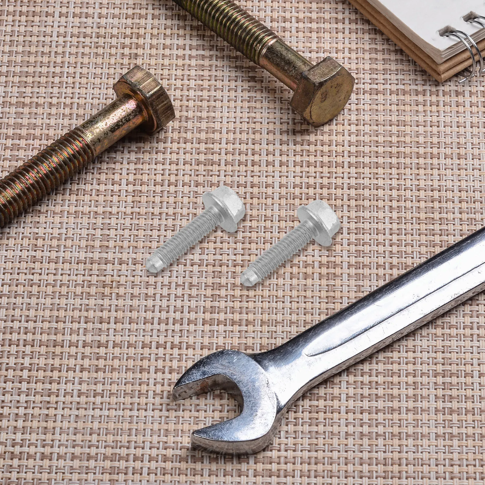 

20pcs Exhaust Bolt Hardware Kit Heavy Duty Metal Flange Bolts For Automotive Replacement Parts Engine Repair Solution Car