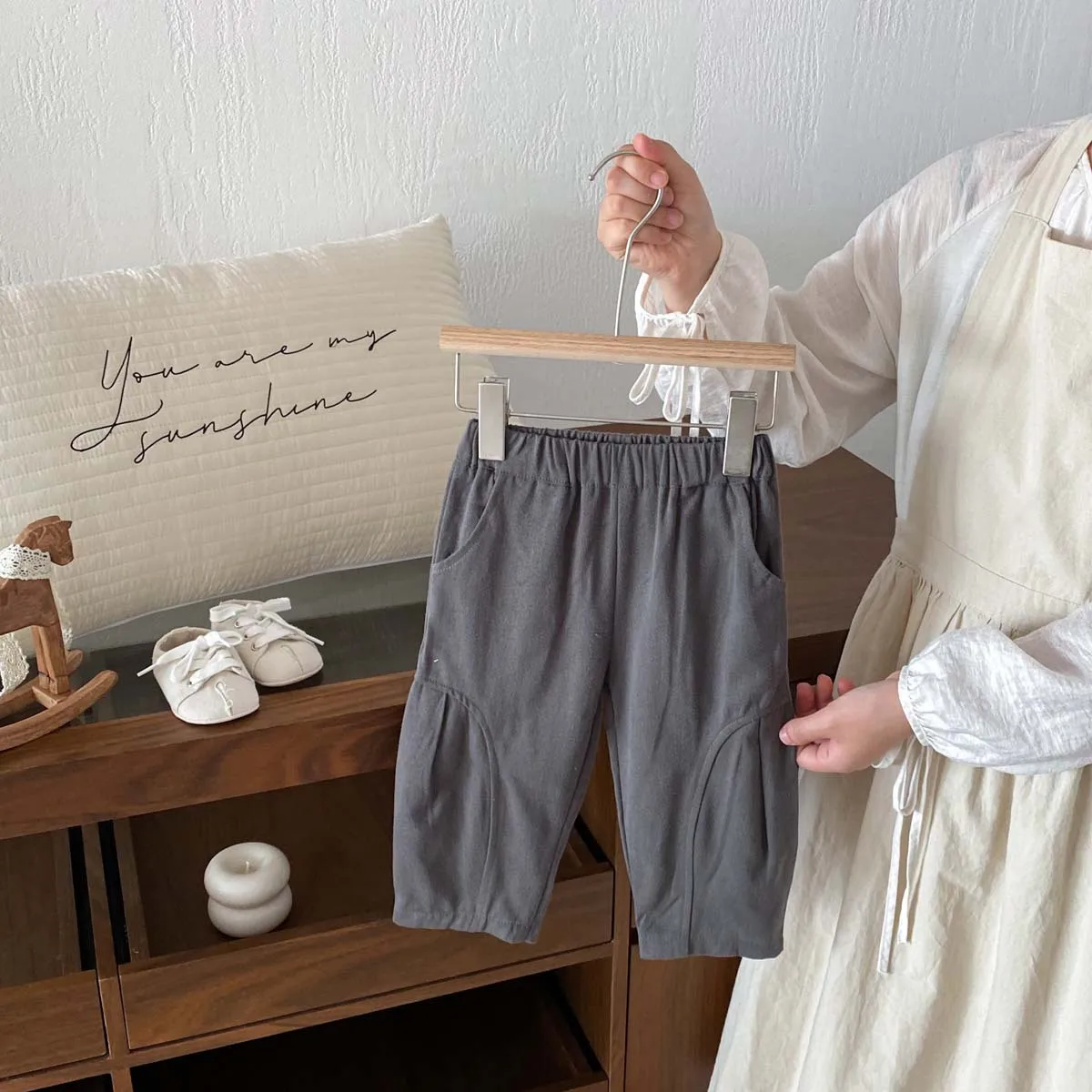 

Boys' Pants 2025 Autumn New Korean Version Pants, Loose Casual Pants for Children, Children's Clean Color Versatile Trendy Pants