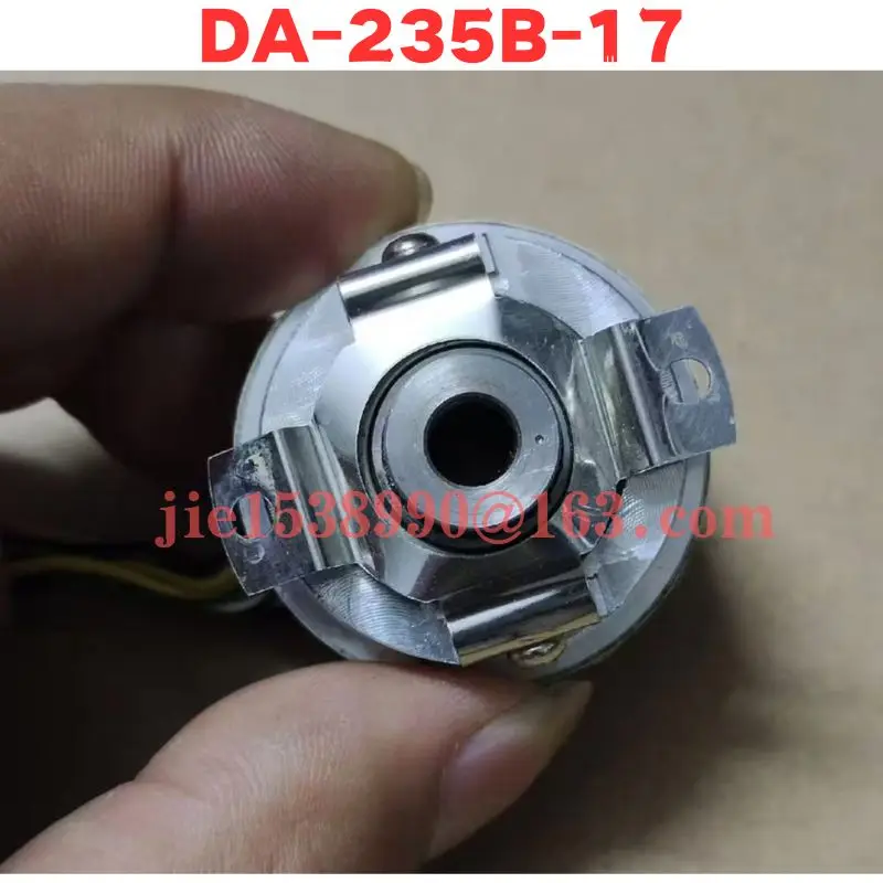 Used DA-235B-17 Normal Function Tested OK