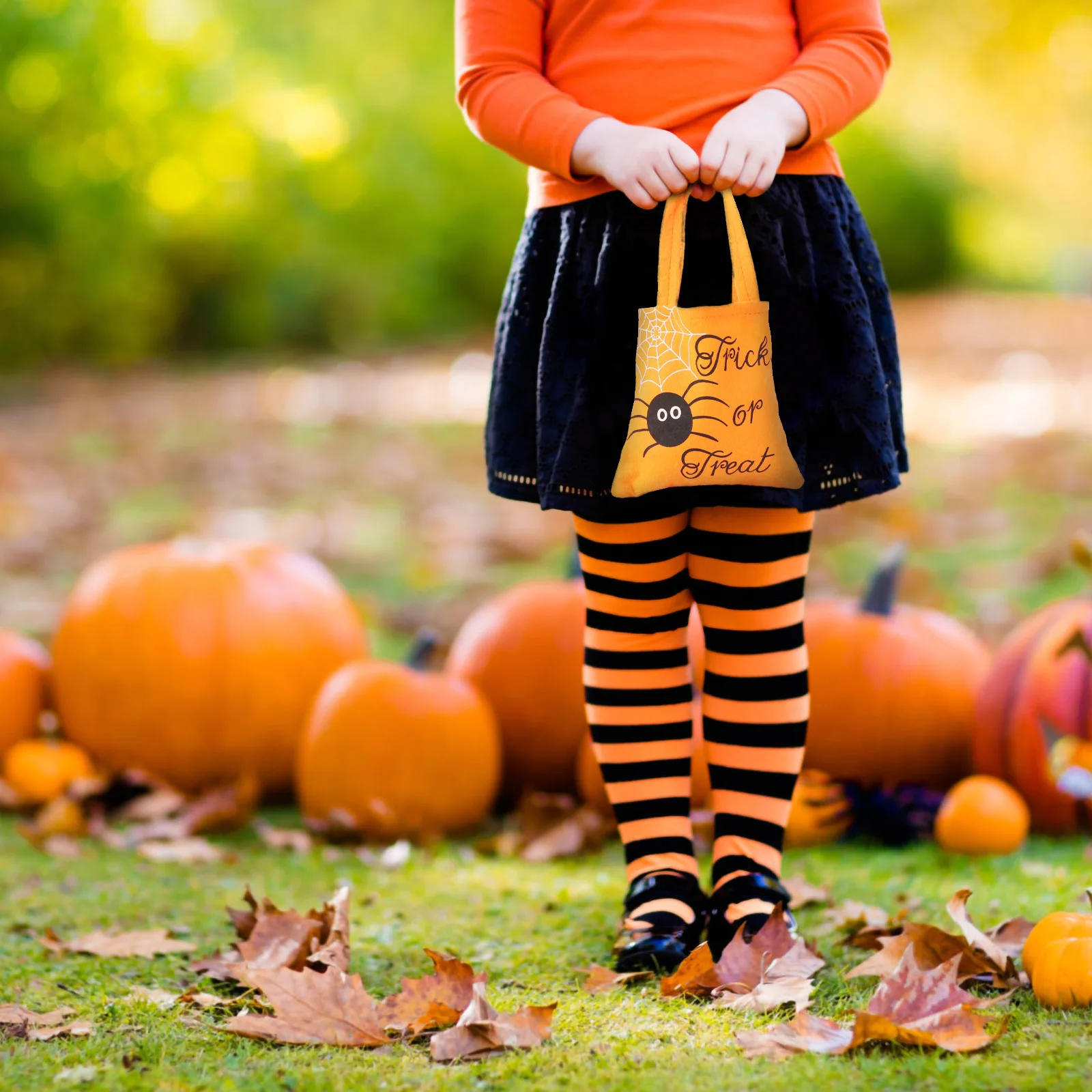 

2pcs Trick or Treat Bags Happy Halloween Candy Handbag Non-woven Fabric Children Gift Bags (Black & Orange)