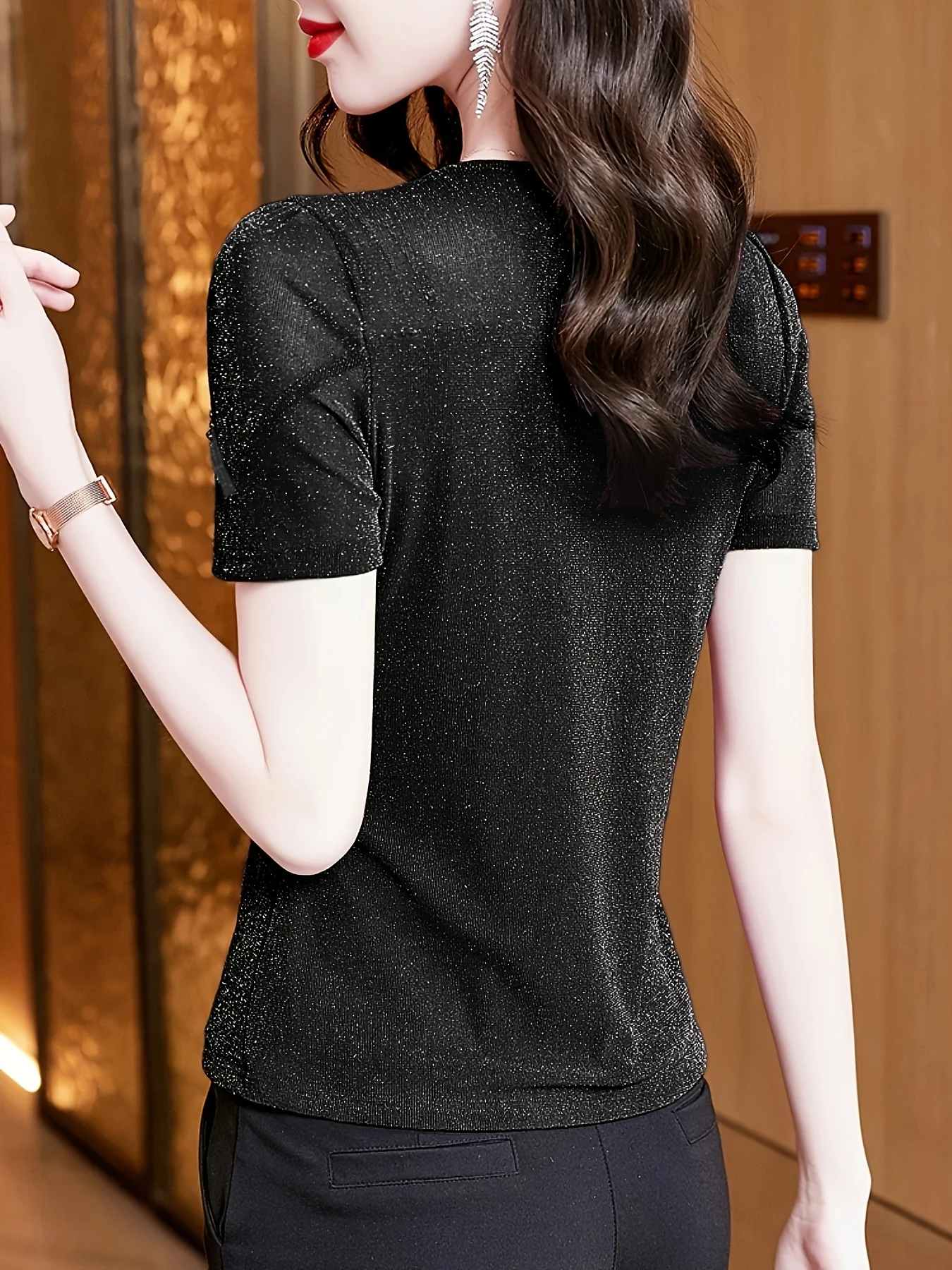 Women's Mesh V-neck Rhinestone Short Sleeved Slim Fit And Shiny Silk Top With A Stylish Commuting Style, Suitable For Both Insid