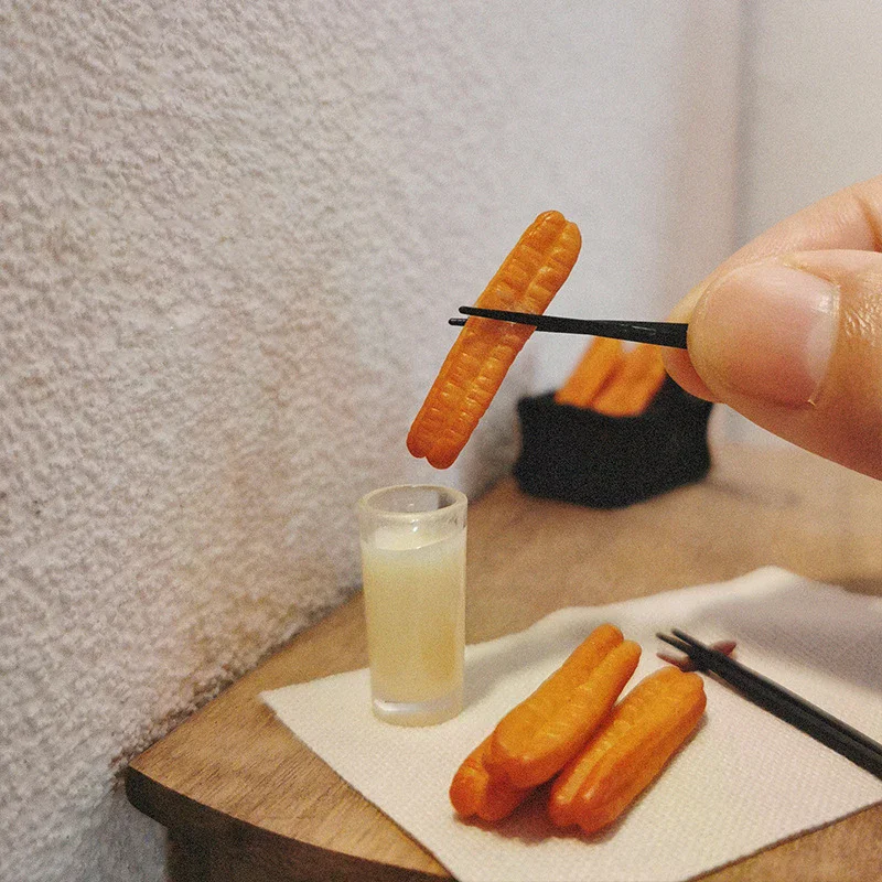 ของเล่นจำลองอาหาร ชุดอาหารเช้า ขนมแท่งทอดน้ำเต้าหู้จิ๋ว สำหรับบ้านตุ๊กตา อุปกรณ์ตกแต่งบ้านตุ๊กตา ของเล่นเด็ก