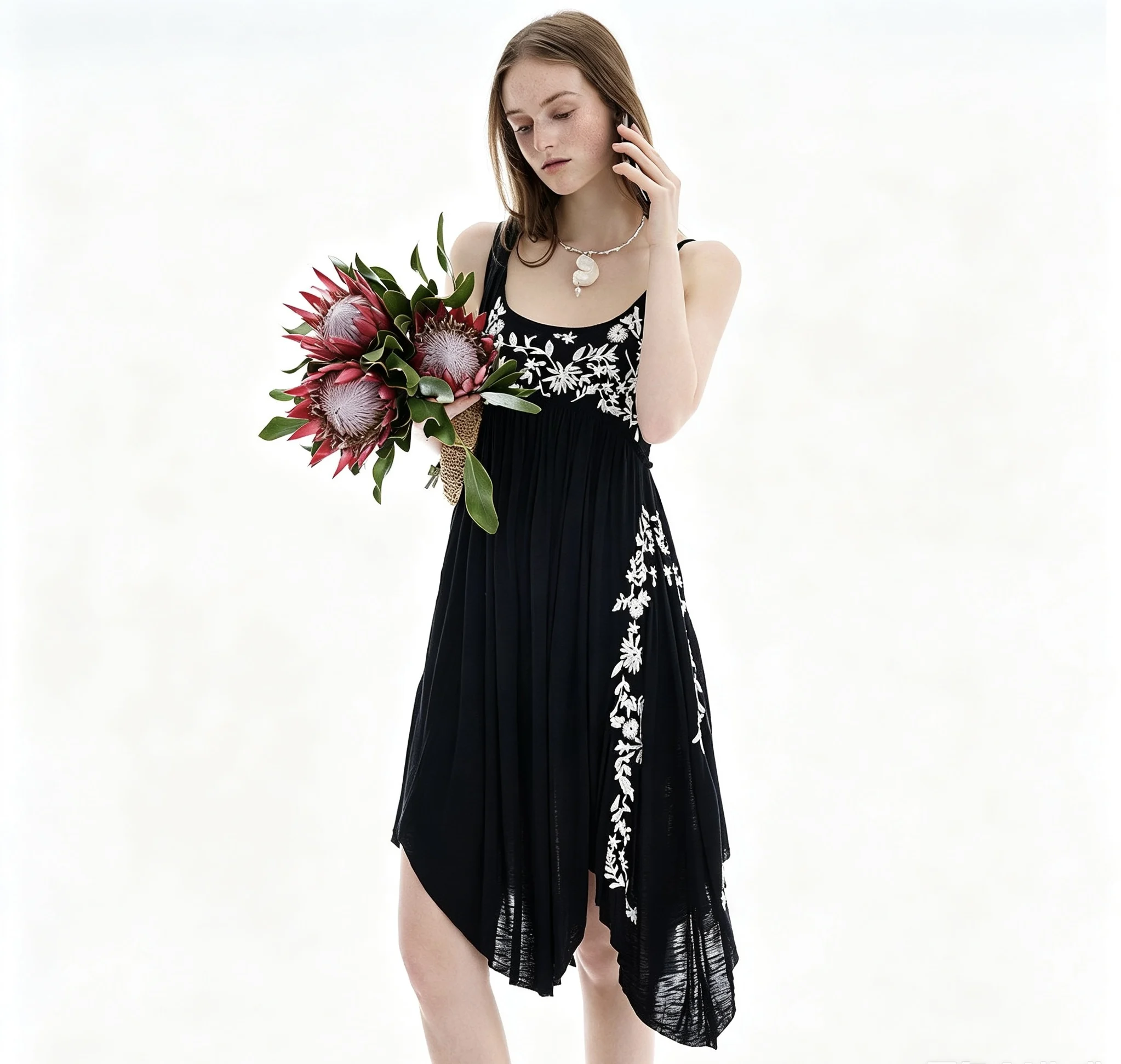 Original Spanish European and American style abstract print round neck long dress with cinched waist for slimming effect A1