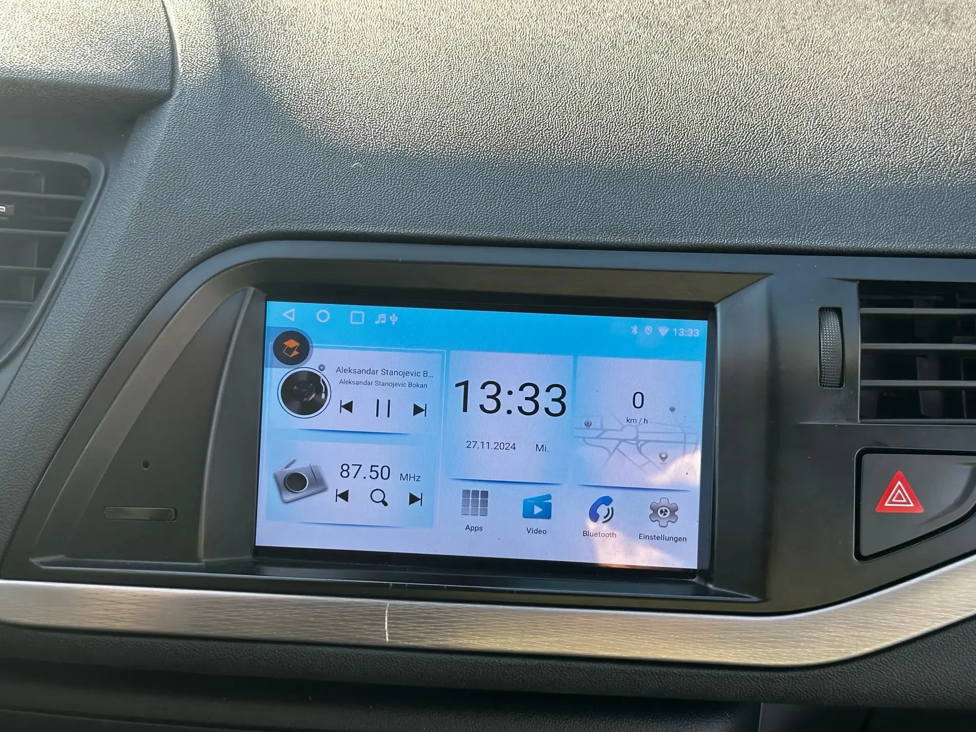 

Android 15 Auto Radio Multimedia Player for Citroen C3 Picasso DS3 C5 2009-2017 with Carplay GPS Navigation 2DIN Stereo Audio