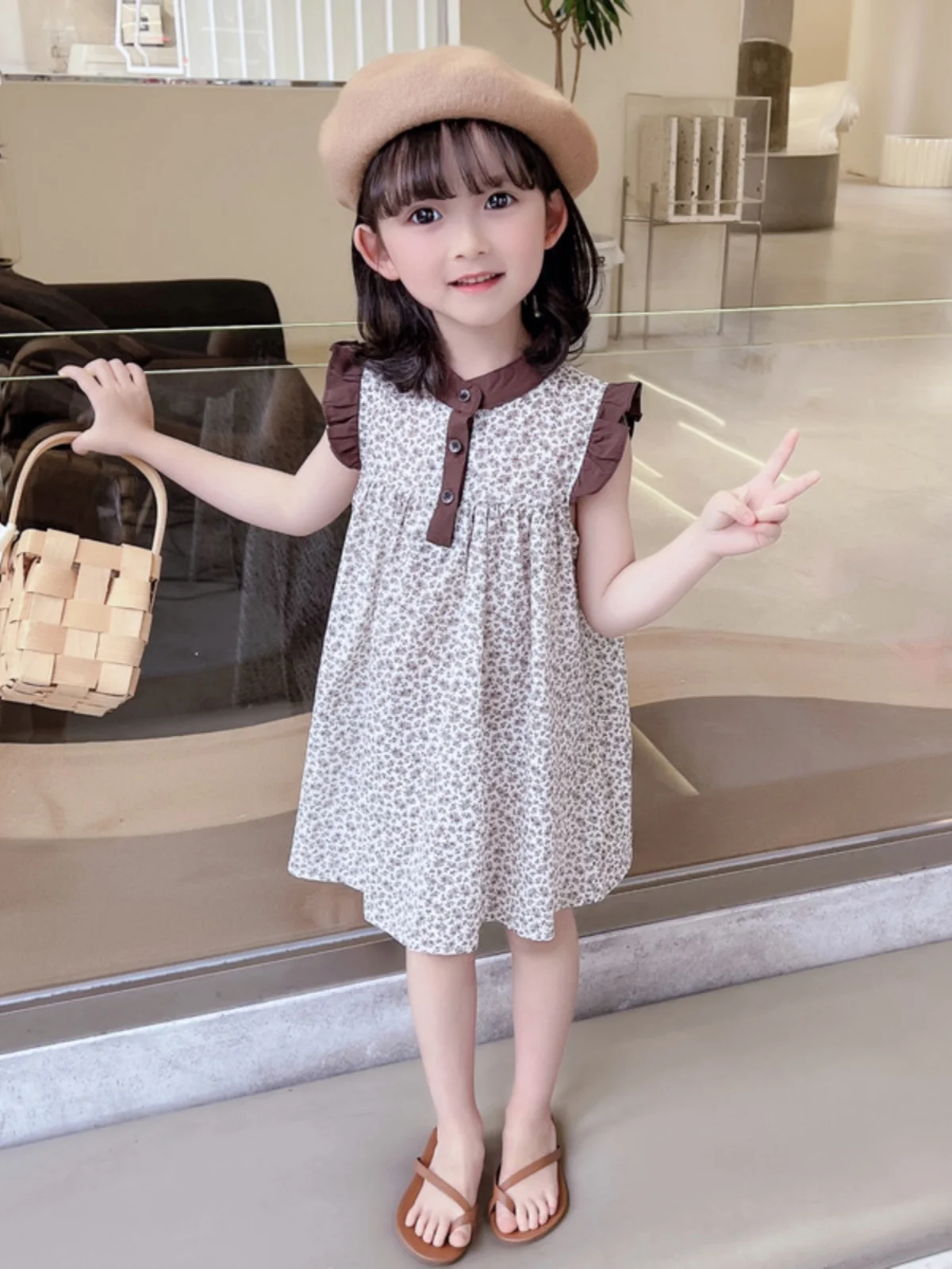 プリンス・スレ 花柄プリント ガールズ ドクター・サマー 新作 韓国版 ベビーガール ドクター コットンブレンド オルト・スヴェ ラウンドネック