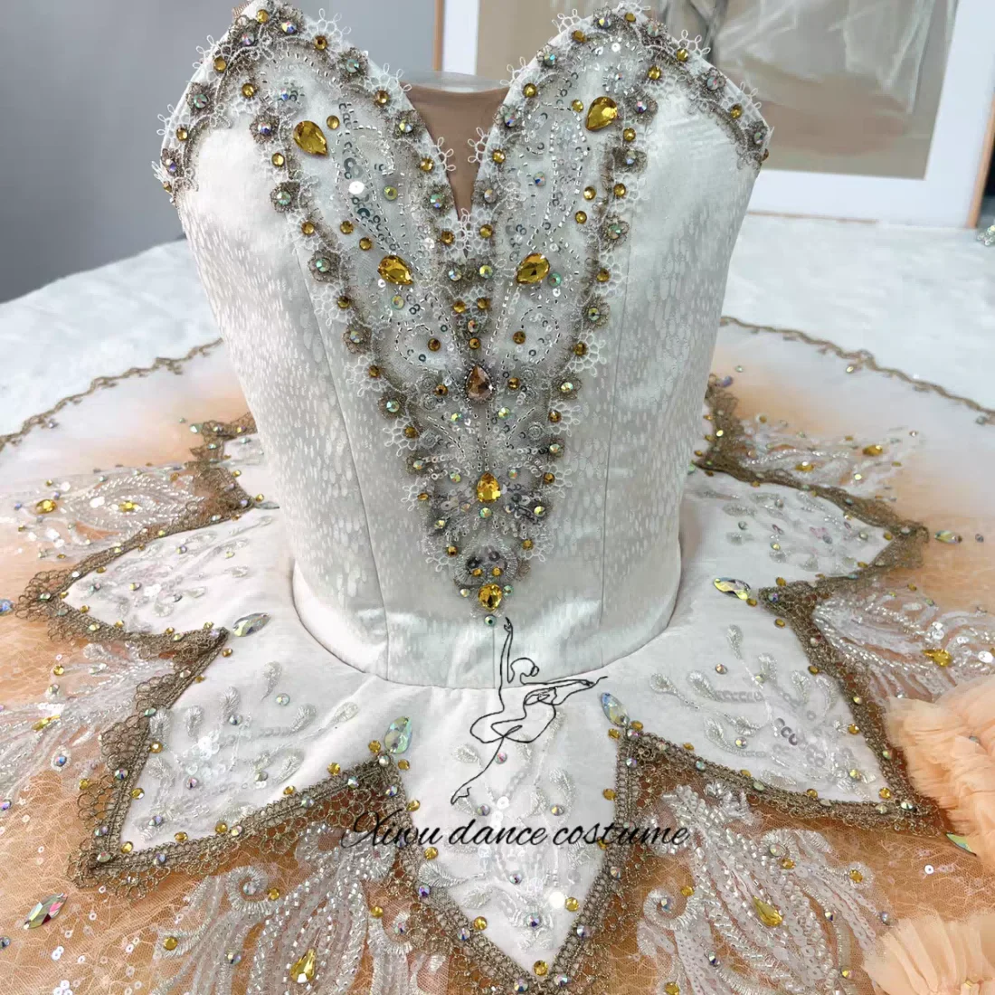   라인스톤 장식 튤 댄스 튜튜