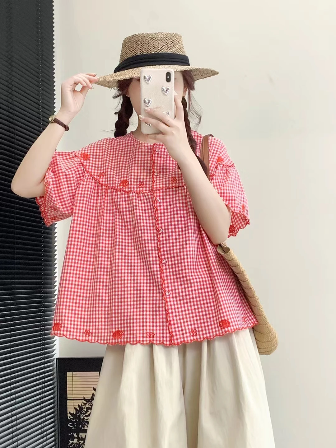 

Loose round Ne ort Sve irt Floral Embroidery Plaid Single Button Doll irt Age Reduction Versatile ort Sle