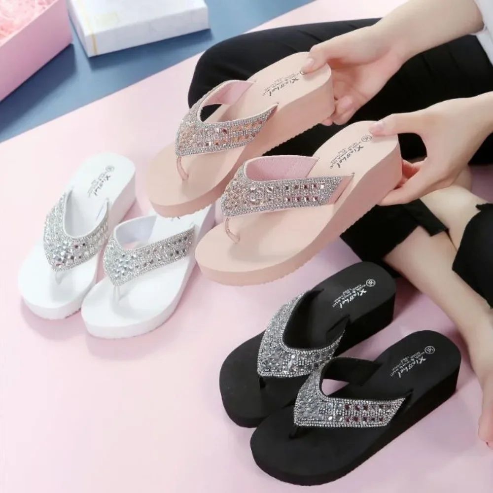 

2024 European and American Summer New Fashion Water Diamond Outgoing Holiday Slope and Beach Slope with Herringbone Tug Girl