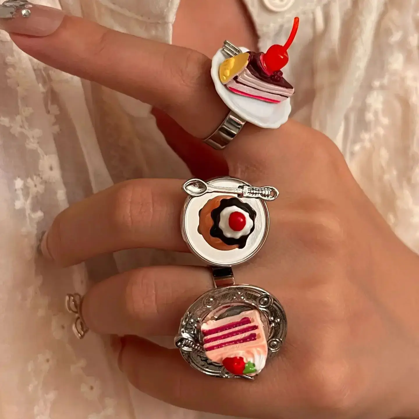 Goth Y2K Colorful Sweet Cute Strawberry Fruit Cake Finger Rings Women Sweet Afternoon Tea Statement Rings Creative Accessories