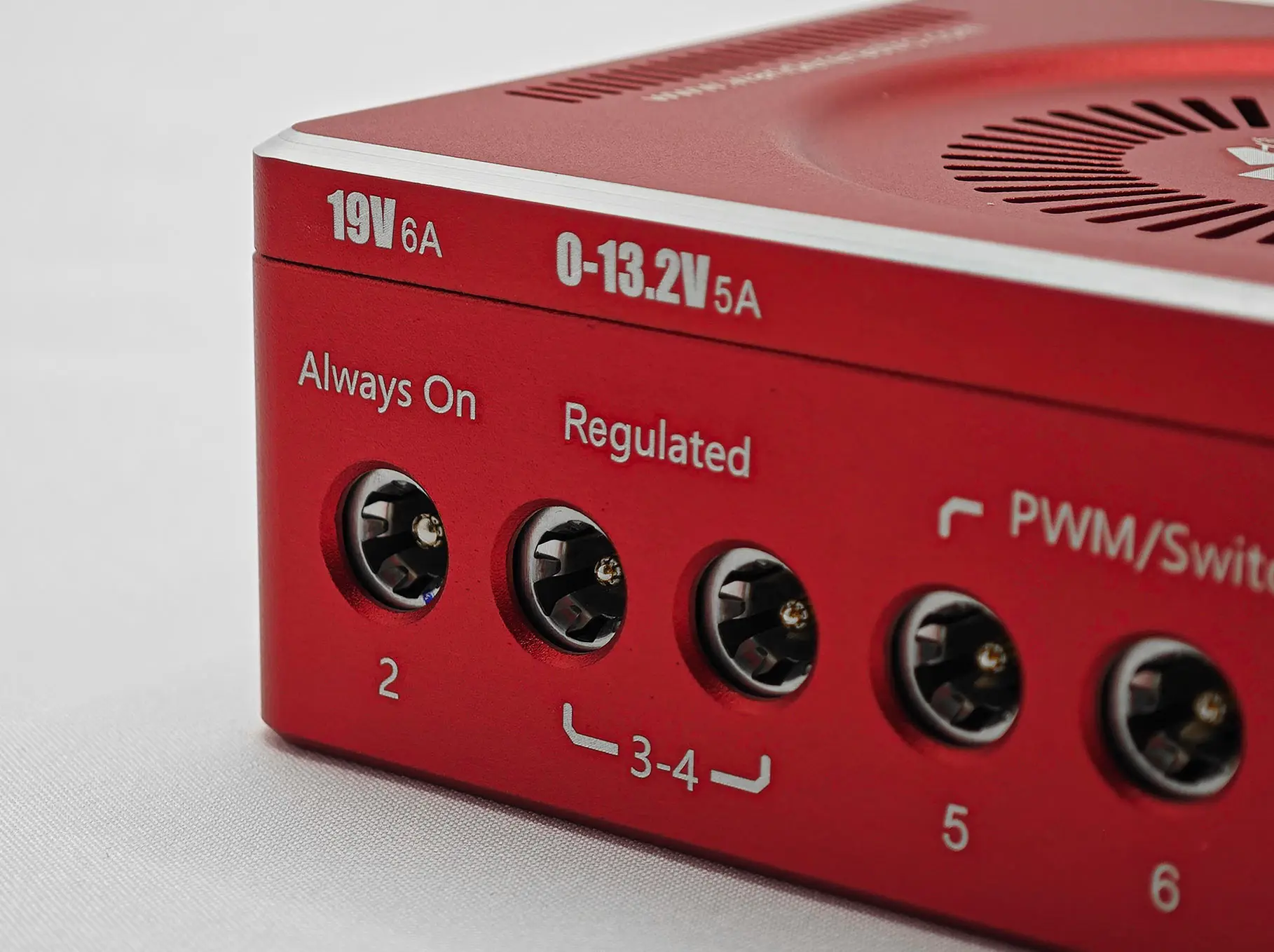 WandererBox Pro V3 professional astro USB+DC powerbox ASCOM compatible multifunctional power distributor + USB3.1 controller