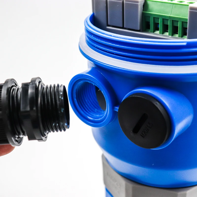 مصنع لاسلكي عن بعد وحدة تحكم في المستوى المياه Lorawan Ultrasobic مستشعر مستوى السائل الناتج 0-10 فولت لمياه الصرف الصحي حمأة المياه