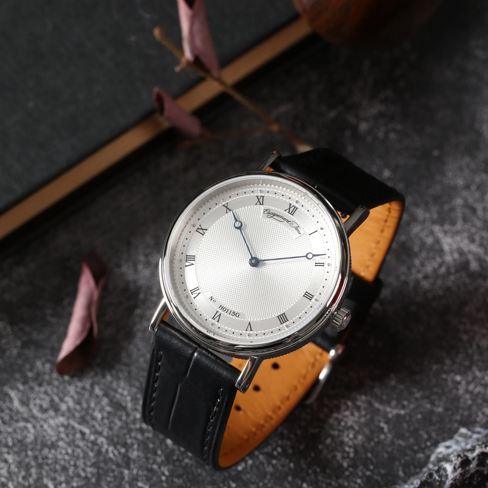 【Escapement Time】 Quarzwerkuhr, 38,5 mm Gehäuse, wasserdicht, 50 m, blauer Hand zur Wärmebehandlung – Detail 20
