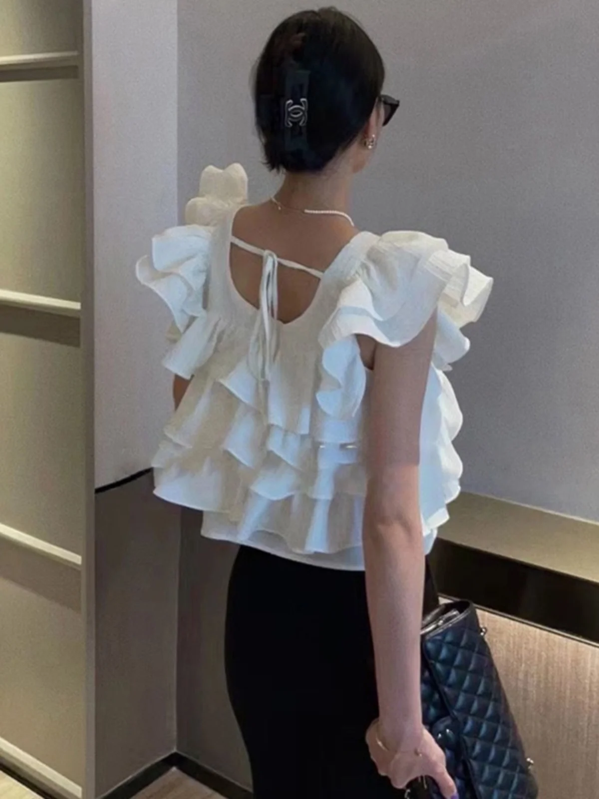 

French Sle ort irt Women's Summer 2025 New Faion Small Size Fly Sve Square Collar Blouse Floral Lace Hemline Top