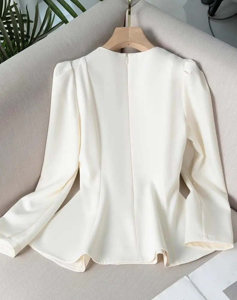 Eleganckie bluzki damskie z bogatymi zdobieniami, tuniki z okrągłym dekoltem, koszule z długim rękawem, szykowne koreańskie bluzki damskie.