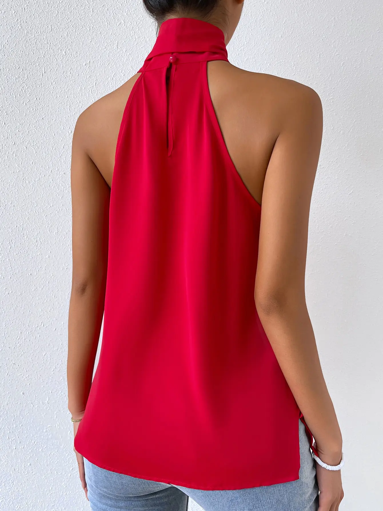 Stylish and elegant women's shirt halter sleeveless knot off-the-shoulder sexy women's shirt