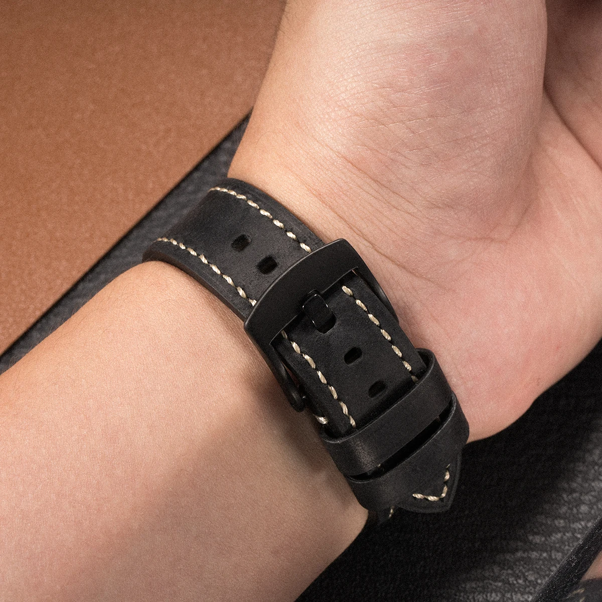 NEW Leather Band for Samsung galaxy watch 840 44mm /8 classic 46mm sport strap for galaxy ultra 2025/7 47mm Vintage Bracelet