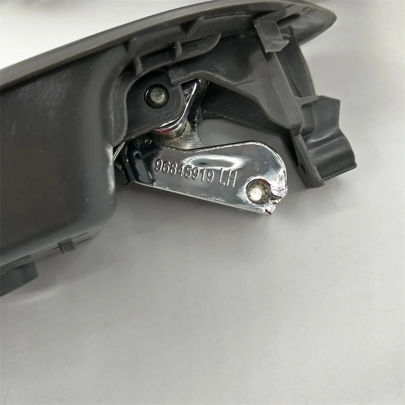 AZ-SKTOO Inside Door Handle car interior door knob For chevrolet Cruze 2009 2010 2011 2012 2013 2014