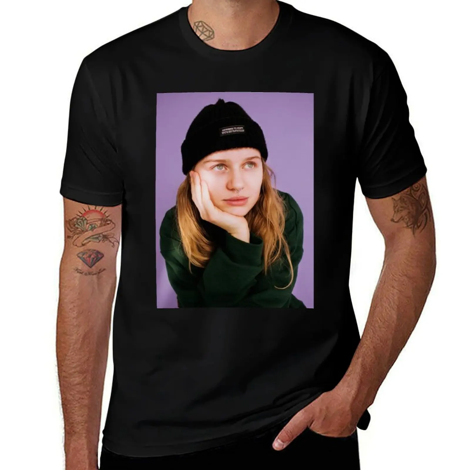 

girl in red T-Shirt graphic t shirts for man black cotton t-shirt plain for man package T-Shirt