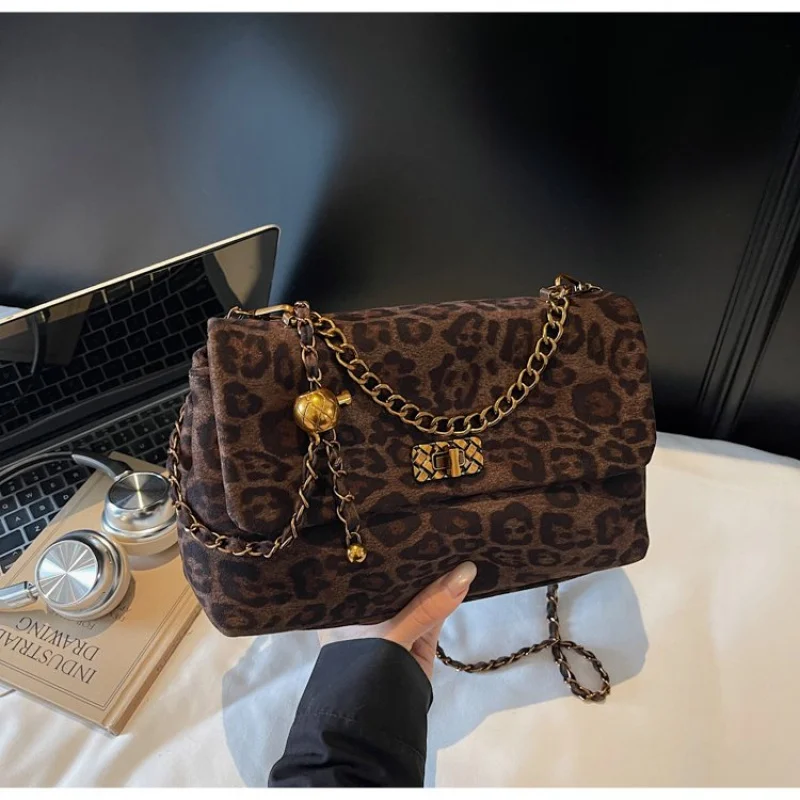 Premium Women's Messenger Bag Made Of Cheetah-Print Leather Boasting Dublin Vintage Neat Spacious Daily Style​