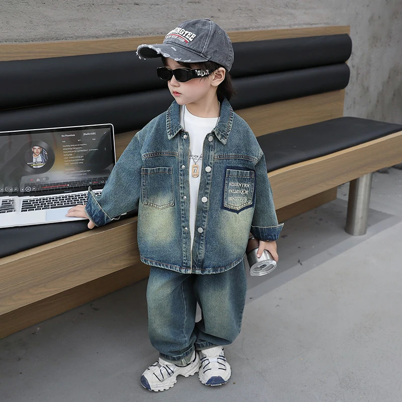 

Cool Collar Letter Print Denim Set for Boys Autumn Fashionable Three-Piece Casual Wear Sweatshirt And Long Pants Teenage Size