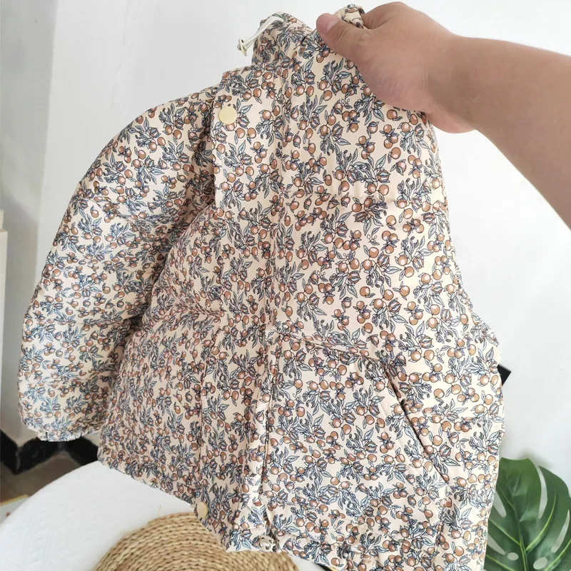 الأطفال الشتاء بطة أسفل السترات الأزهار طباعة مقنعين رشاقته معطف دافئ لمدة 4-6 سنوات الفتيان والفتيات بيبي موضة ملابس الاطفال