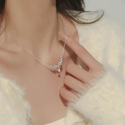 Fashion Crystal Leaf Shape Link Chain Pendant Necklaces for Women Shinny Crystal Wedding Anniversary Jewelry