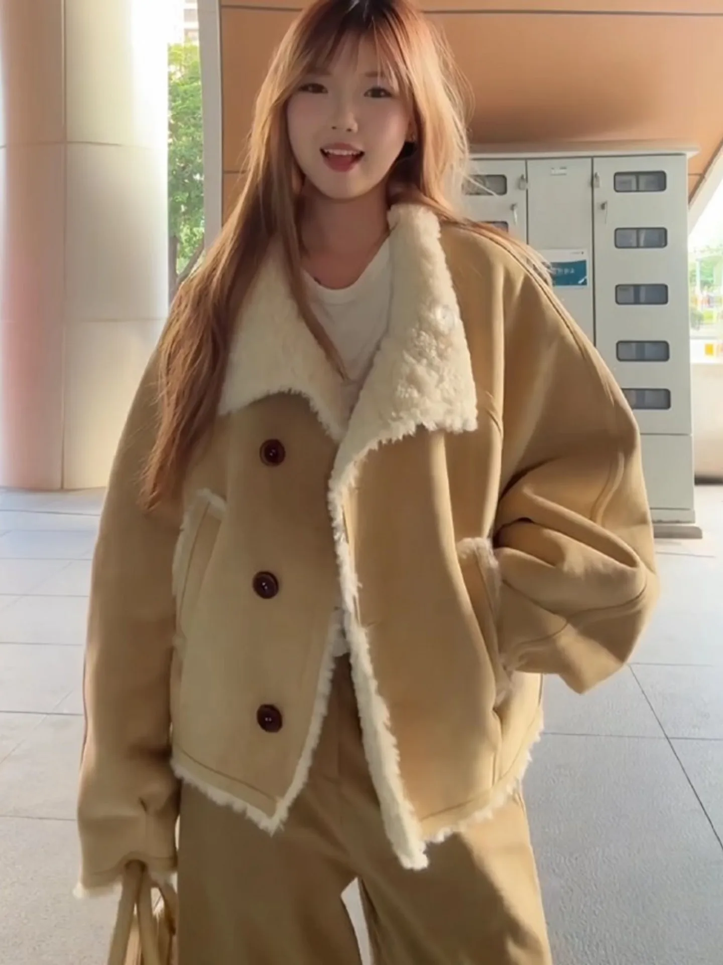 الكورية Sle ort Fce اصطف فرو الضأن Jaet المرأة الخريف الشتاء ثي الدافئة قطنية عالية الجودة الجلد والشعر متكاملة Faiona...