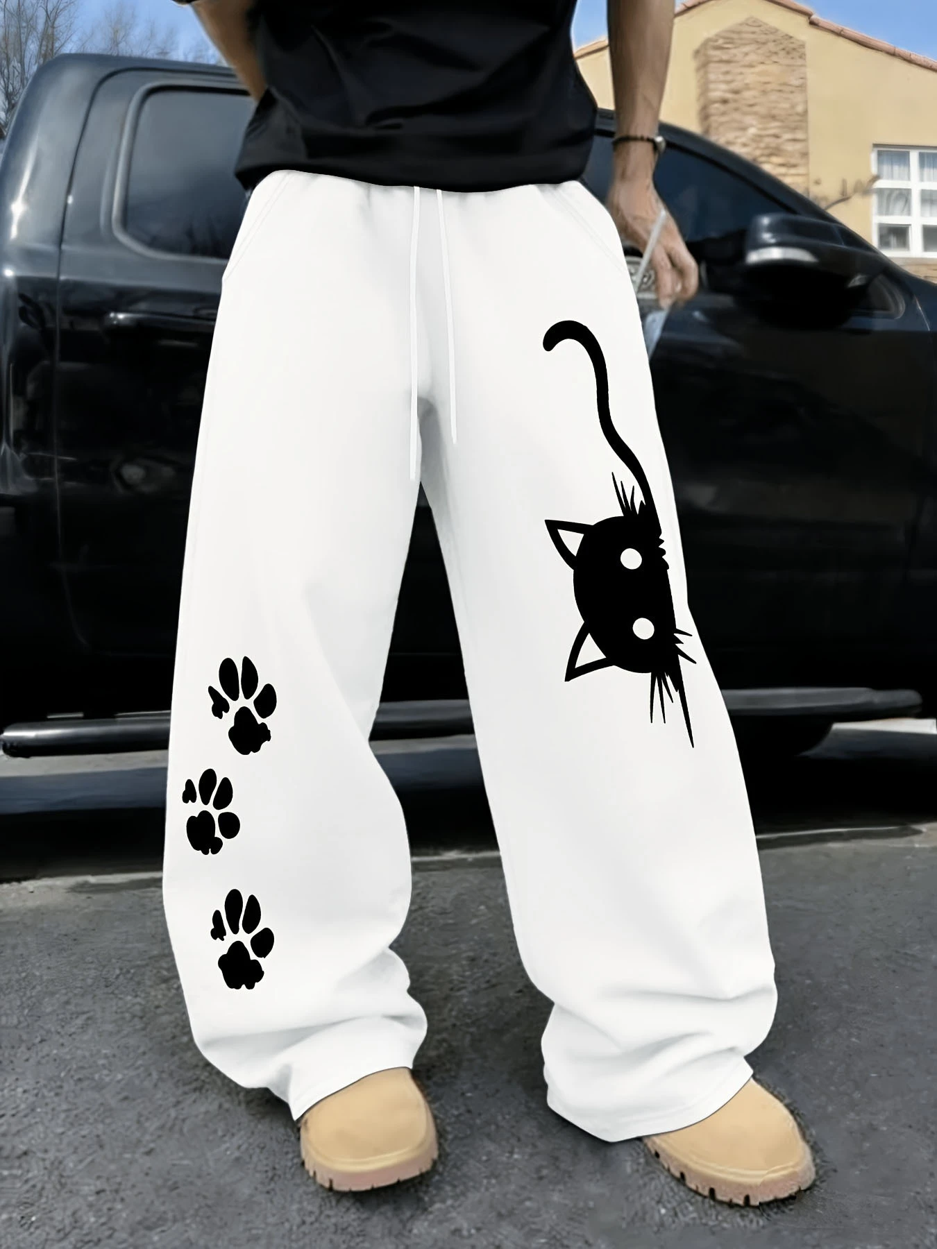 Japanese style cute and playful design wide leg men's and women's sanitary pants with cute cat paw print print pants