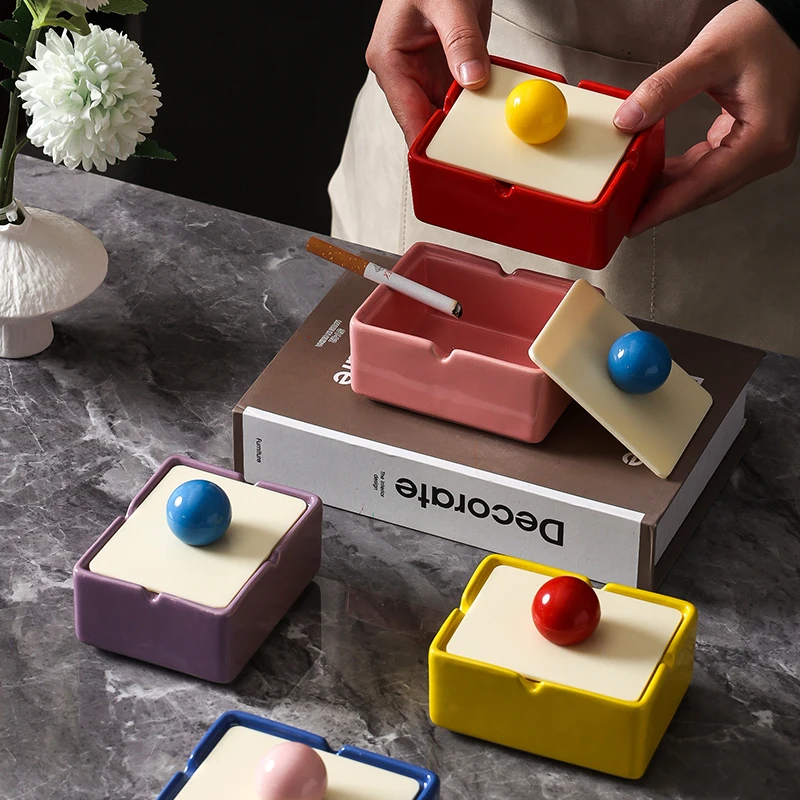 1PC Dopamine Ceramic Creative Ashtray with Lid Anti Ash Home Living Room Tea Table Ornament High Grade Feeling