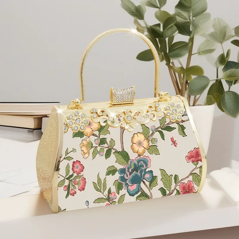 2026 New Women's Handbag Fashion High Quality Light Luxury Women's Handbag Retro Printed Versatile Party Banquet Women's Bag