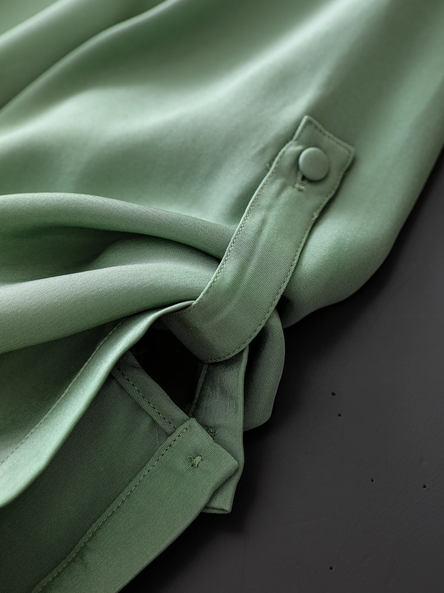 Ele Pure Color Raso di seta Elastico Loose Fit rotondo Ne Dr Summer Ly9084 Pendolarismo Vita alta Cerniera A-Line Midi Dr