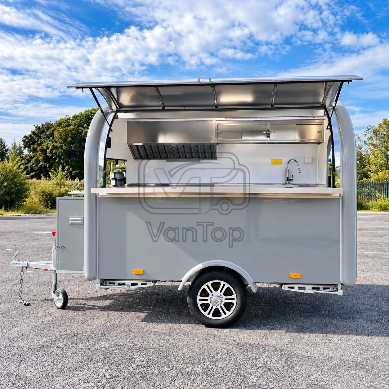 Custom Built Round Food Trailer Mobile Kitchen Fully Equipped Food Concession Trailer For Sale
