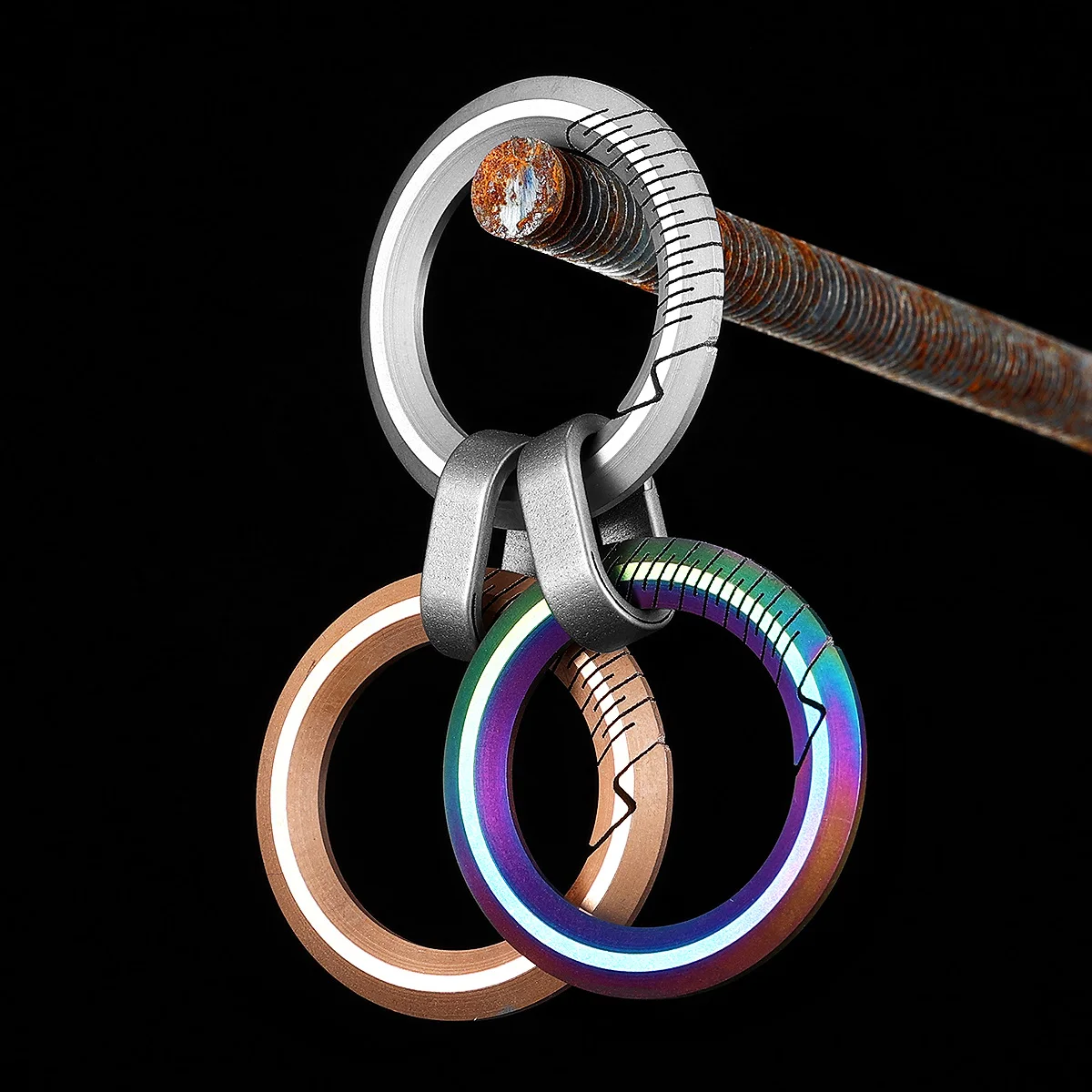 Colorful Titanium Car Key Chain Men Women Luxury Keychain Lightweight EDC Jewelry for Key Ring Holder Buckle Male Gift Wholesale
