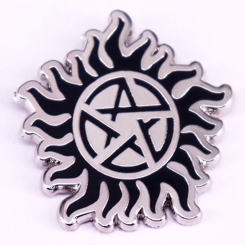 

Supernatural TV Series Evil Force Symbol Brooch Boys Girls Creative Personalized Brooches Ladies Men Graduation Gifts