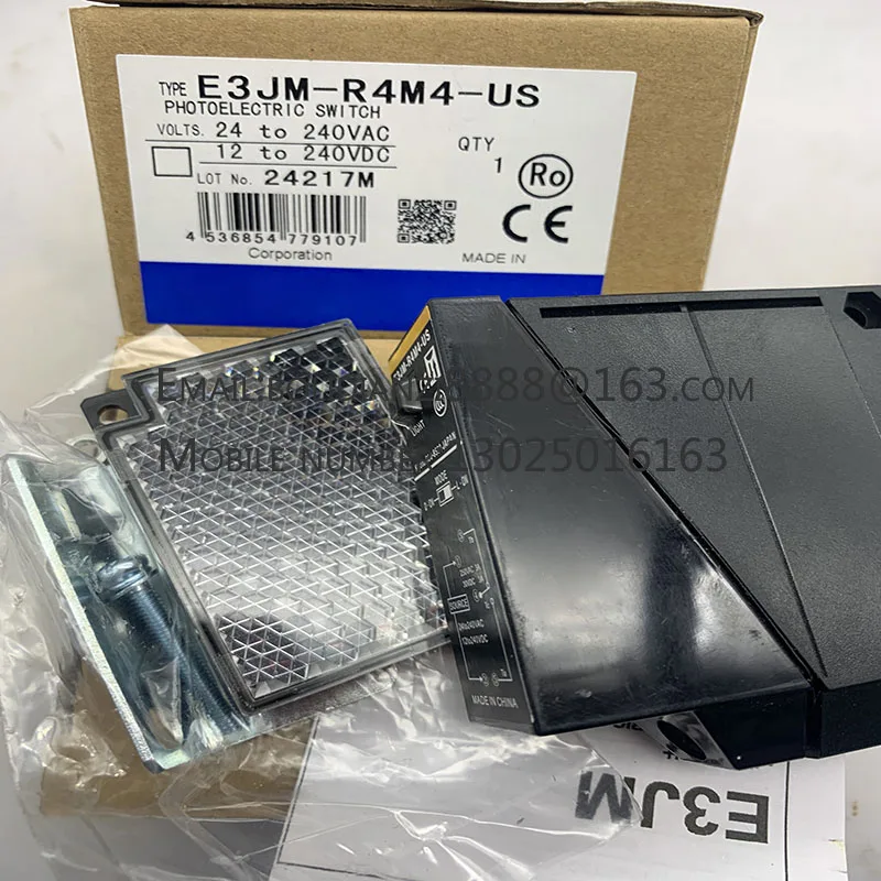 

New proximity switch sensor E3JM-R4M4-US E3JM-R4M4T-US in stock