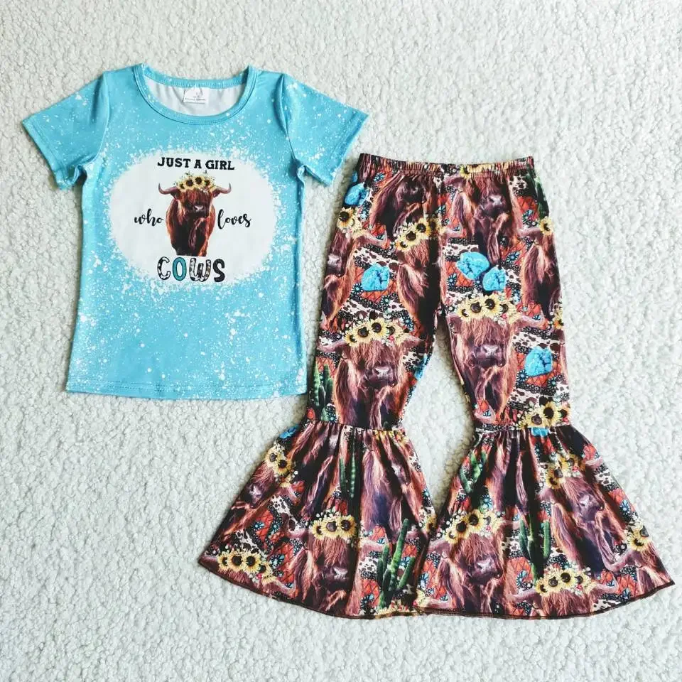 

Girls' two-piece set cow head sunflower pattern short-sleeved top English alphabet flared pants children's suit