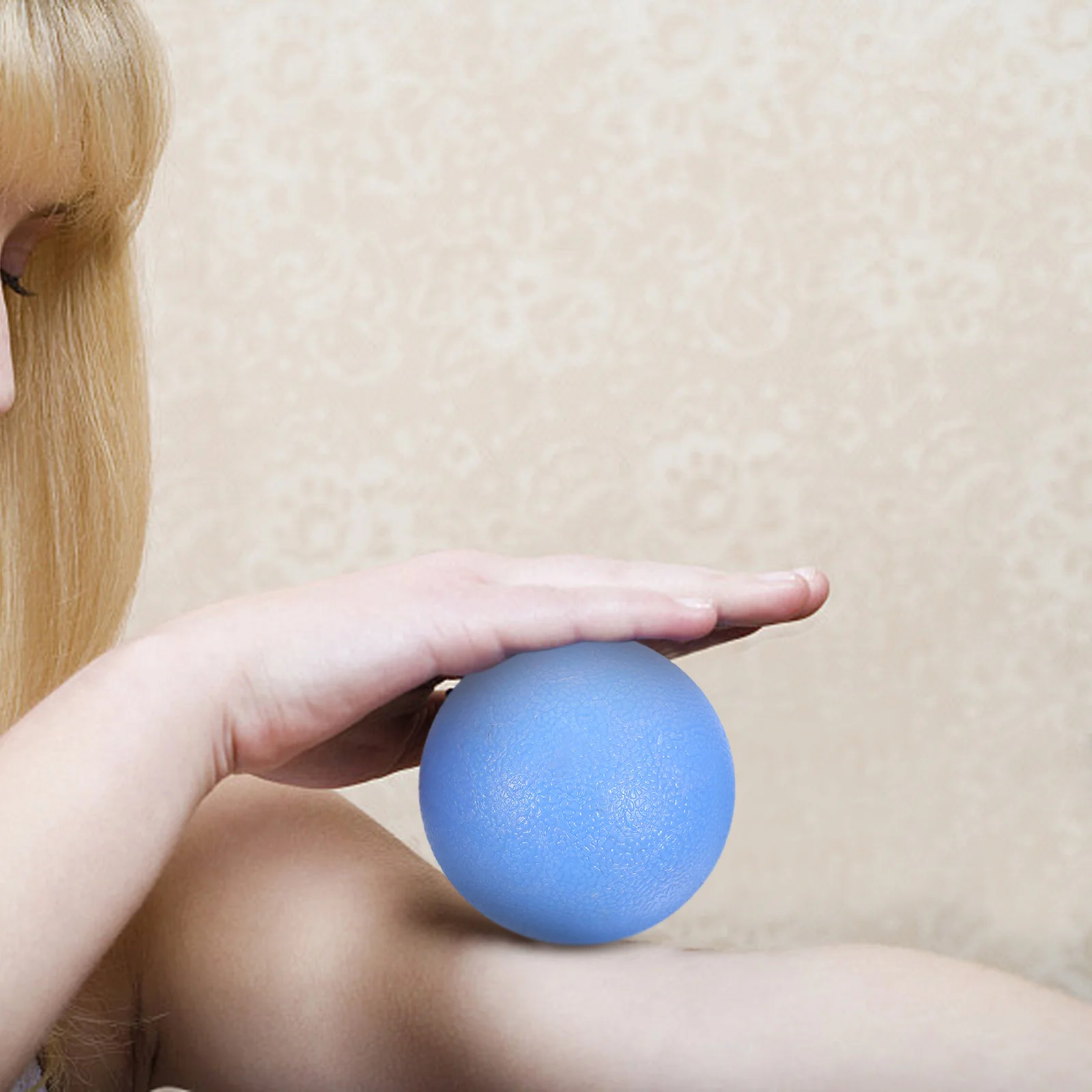 

2pcs Massage Balls High-Density Therapy For Muscle Knots Relief Deep Tissue Yoga Fitness Peanut Roller Tool Back Shoulder Feet