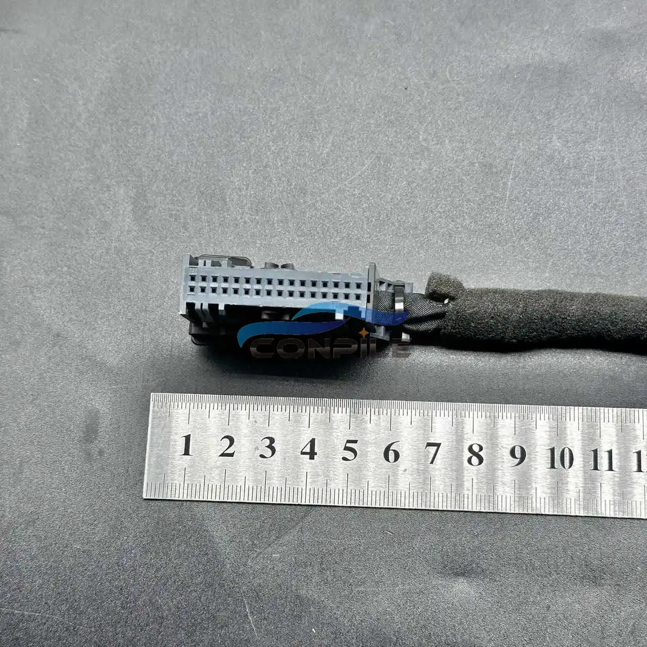 1 piece for Ford classic Focus Mondeo Sharp kuga Ecosport odometer instrument panel plug car