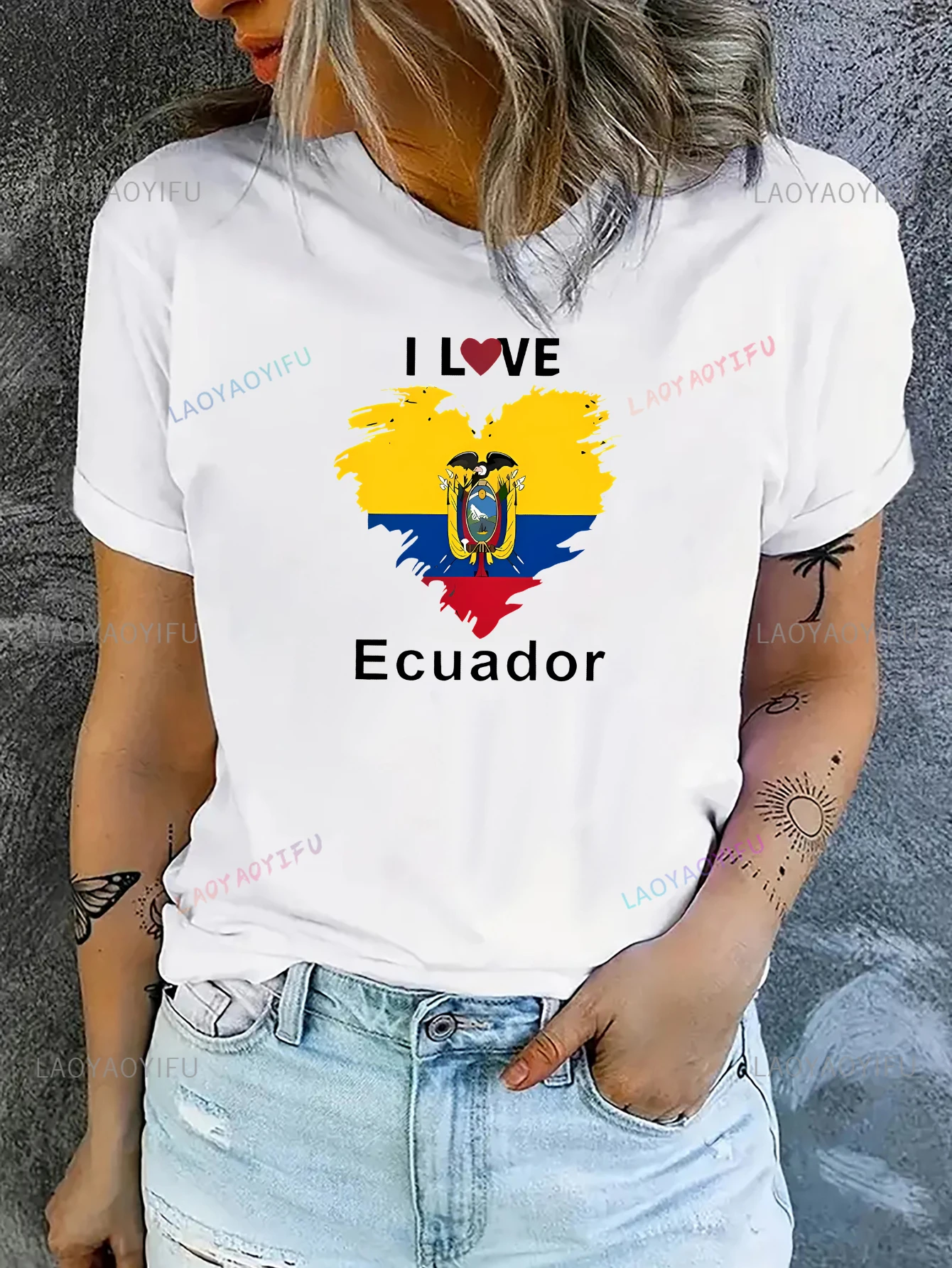 الإكوادور الوطنية القلب طباعة طاقم الرقبة تي شيرت المرأة ملابس رياضية عادية المحملة كل موسم الشارع أزياء شخصية فريدة من نوعها