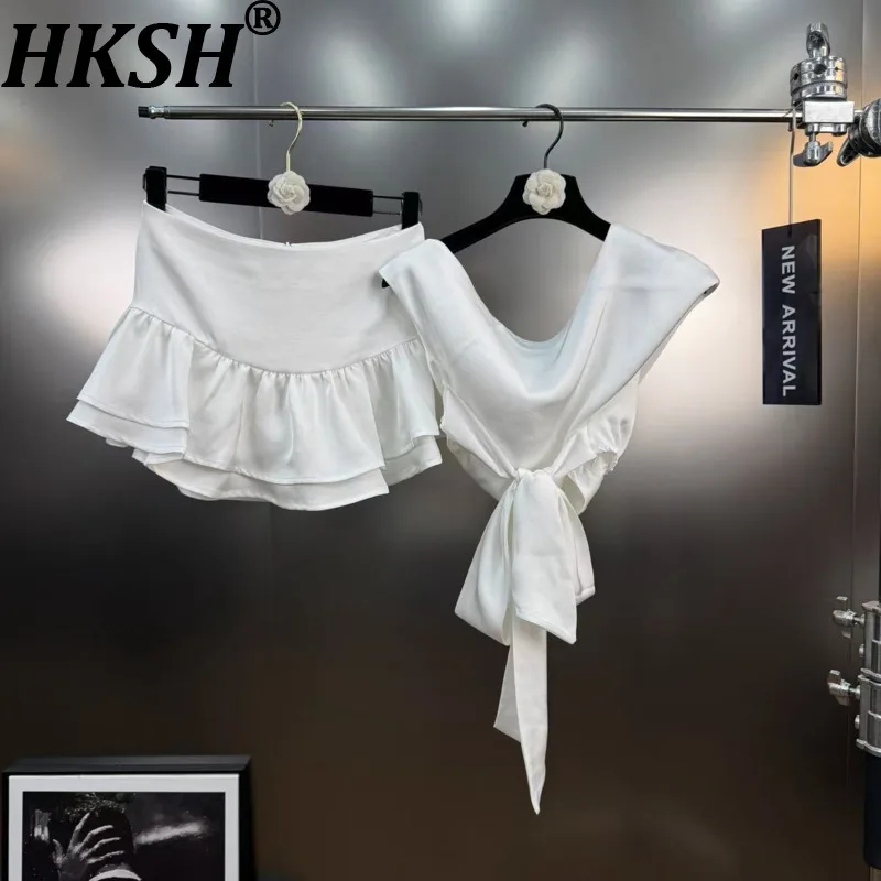 

HKSH Summer New Women French Elegant High Street Bowknot Versatile Tops Puffy Short Skirt Simple Style Chic Two-Piece Set HK7832