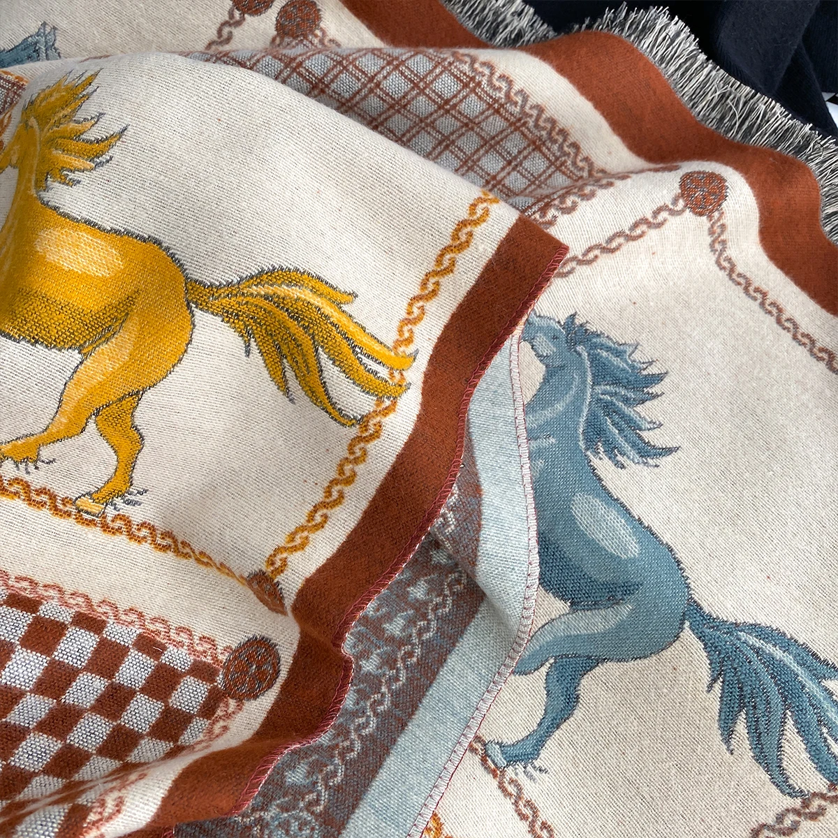 Neue Luxus Marke Zweiseitige Jacquard Schal Kaschmir Weiche Warme Fringe Pashmina Das Pferd Schal Winter Kältebeständig Winddicht Decke – Detail 11