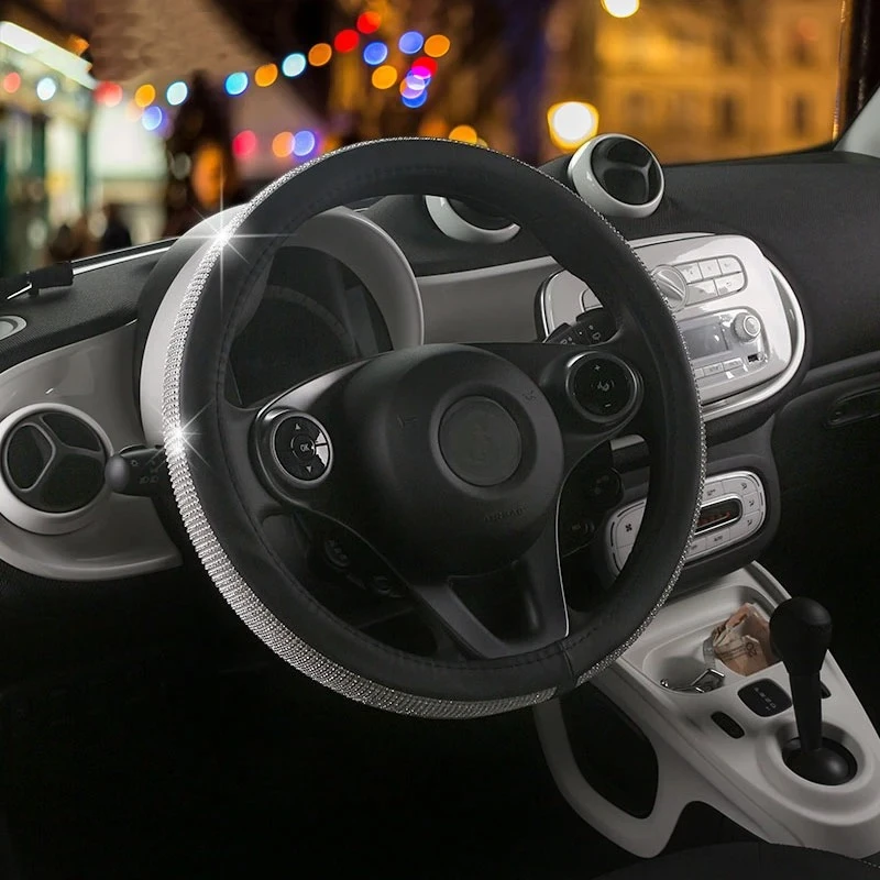 

Чехол на руль автомобиля с бриллиантовым набором, кожаный нескользящий декоративный протектор, аксессуары для автодекора для Smart 451 453 Fortwo Forfour