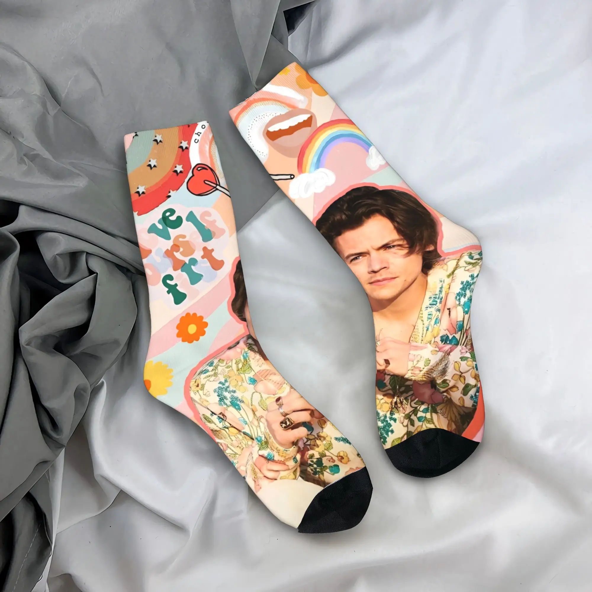 

Футбольные носки Harajuku Harrys Styles Singer, длинные носки из полиэстера для женщин и мужчин, впитывающие пот