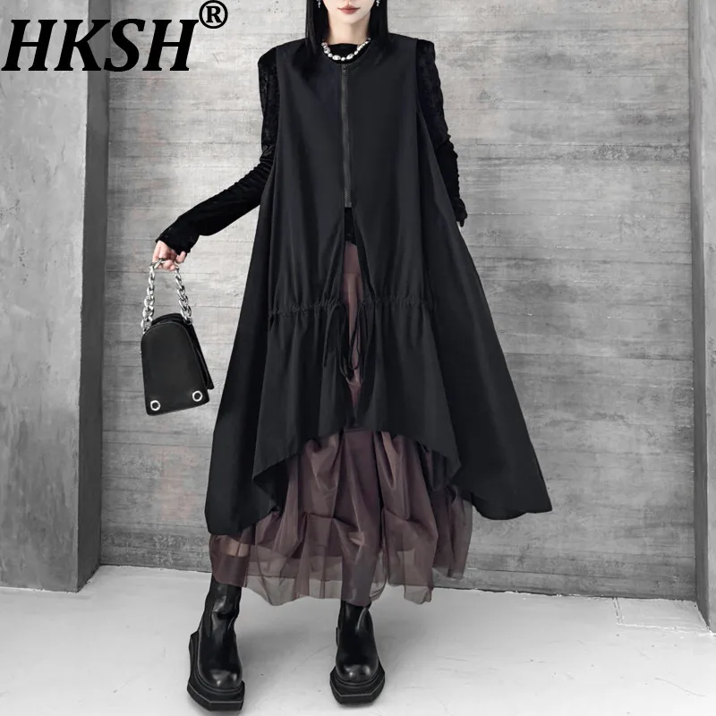 

Женский удлиненный жилет HKSH с круглым вырезом, на молнии, с завязками, плиссированный, с асимметричным подолом, темный, универсальный, без рукавов, новая весенняя коллекция HK19727