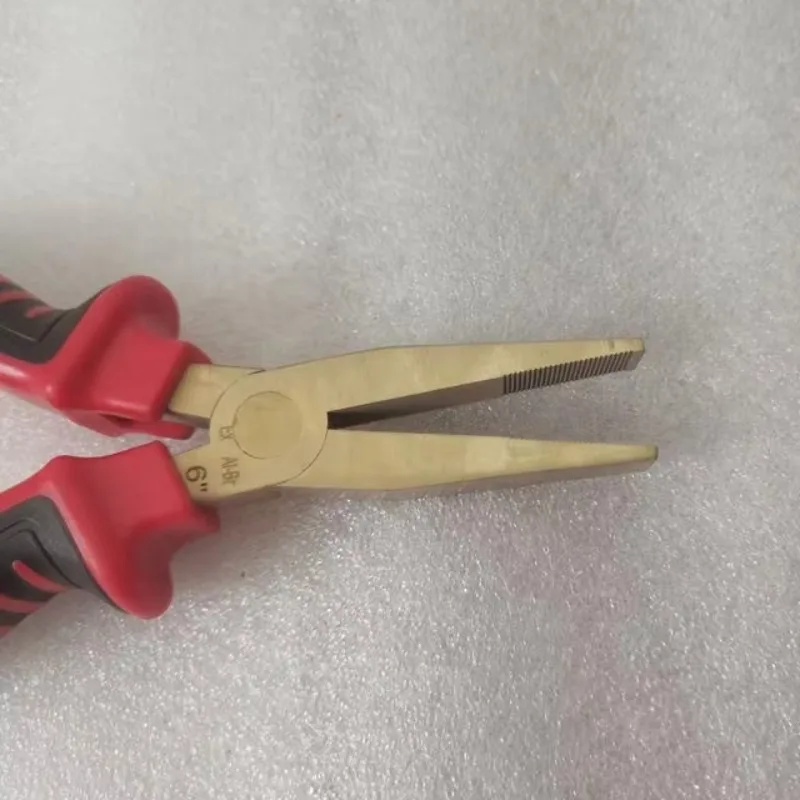 Strumenti non scintillanti Pinza a becchi piatti in bronzo di alluminio da 6 pollici con manico in plastica