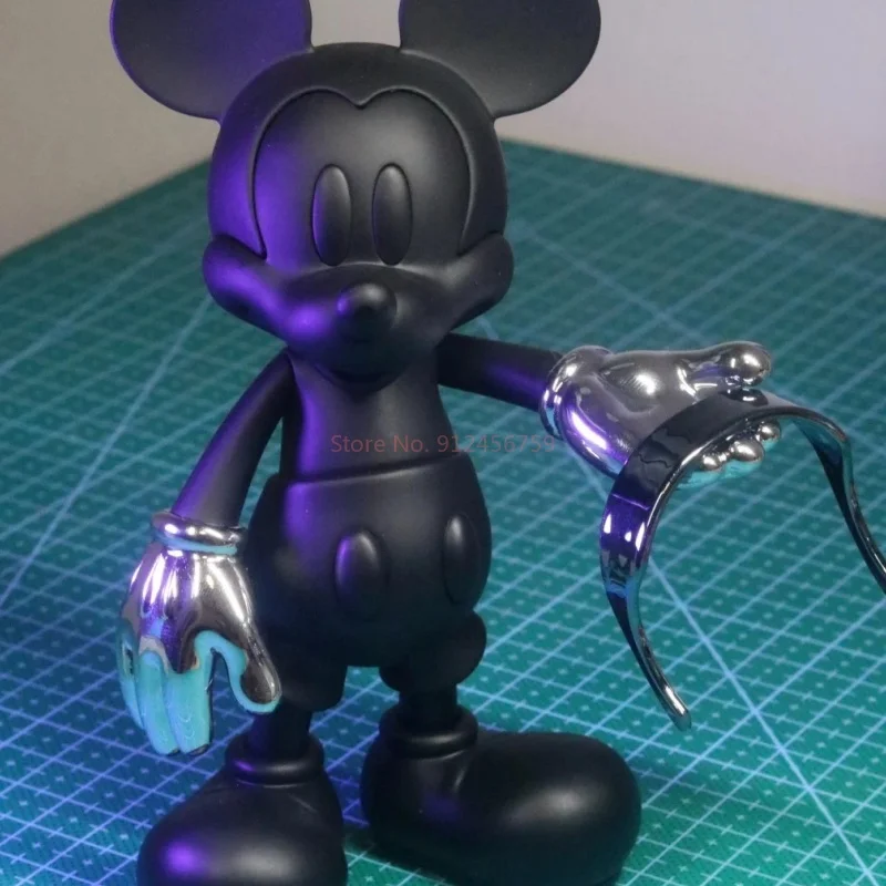 Original Disney Vgt Mickey Anime Figure Toy Cartoon Christmas