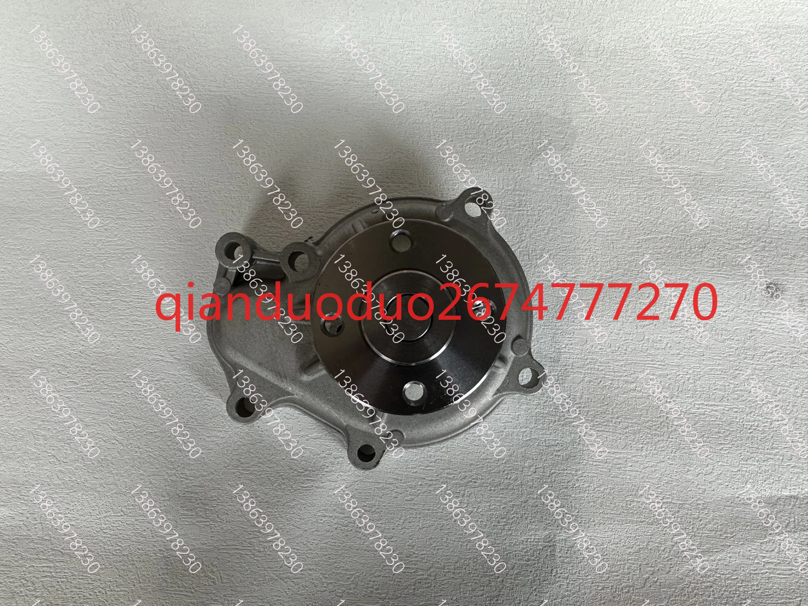 Pompa wodna silnika wózka widłowego V3300/V3600 Pompa wodna silnika