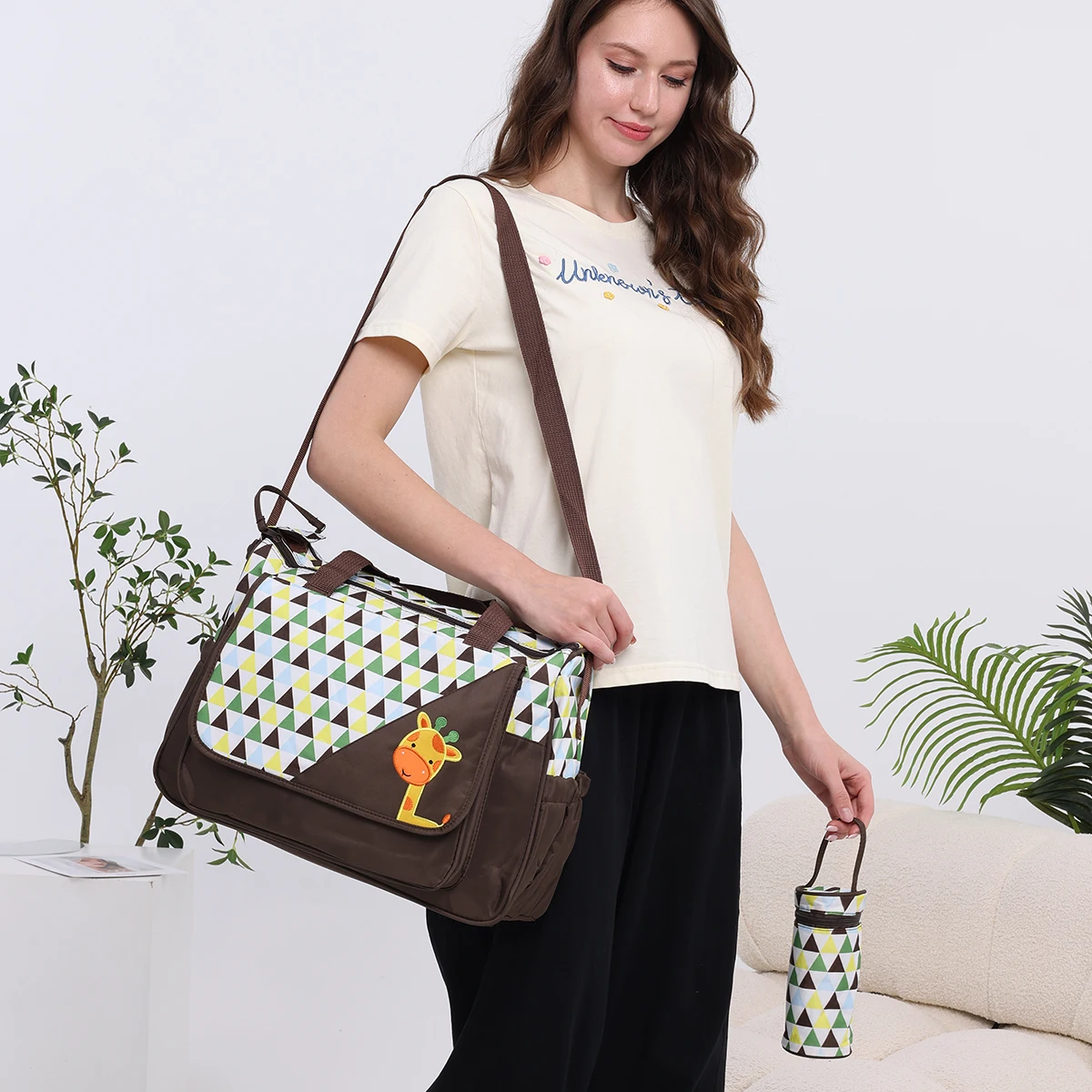 New Fashionable and Casual High-Quality Single-Shoulder Mommy Bag Five-Piece Set; Large-Capacity Cross-Body Mommy Bag for Travel; Multi-Functional Bottle and Milk Powder Storage Tote Diaper Bag Set